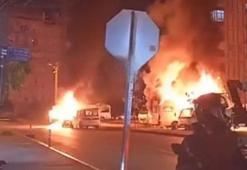 Tartıştığı kız arkadaşı ile annesinin araçlarını kundakladı; olay anı kamerada