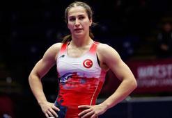 Buse Tosun Çavuşoğlu: Kadın güreşi olimpiyatlarda tarih yazabilir