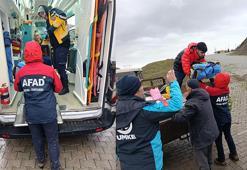 Siirt’te fırtına ve sağanak çadırları yıktı: 20 kişi tahliye edildi