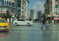 Ümraniye’de yolun karşısına geçmek isteyen çocuğa taksi çarptı; o anlar kamerada
