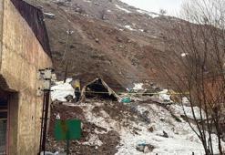 Heyelanda tandır evi çöktü: 2 yaralı