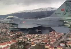 Jetler Erzincan'ın kurtuluşunun 108'inci yılı için havalandı