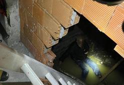 Balıkesir’de asansör boşluğuna düşen kişi kurtarıldı; o anlar kamerada