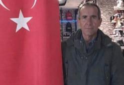 Babasını 12 bıçak darbesiyle yaraladı, yardıma gelen ekiplere kapıyı açmadı