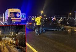 Otomobilin çarptığı özel halk otobüsü devrildi: 5 yaralı