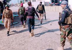 Pakistan'da bombalı saldırı: 12 ölü