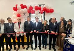 Depremde kaybettiği çocuklarının anısını bilim ve sanatla yaşatıyor