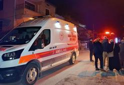 Çatı katında çıkan yangın bitişikteki binaya sıçradı: 3 kişi dumandan etkilendi