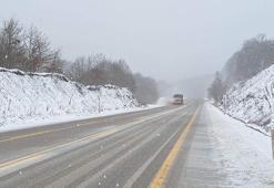 Edirne ve Kırklareli'de kar yağışı
