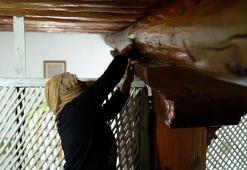 Tarihi camiyi kadınlar imece usulü ile temizledi