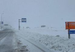 Kayseri-Erciyes kara yolu trafiğe kapatıldı