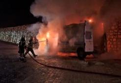 Amasya’da hasta nakil aracı alev aldı: Yatalak hasta kurtarıldı