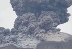 Filipinler'deki Kanlaon Yanardağı'nda patlama