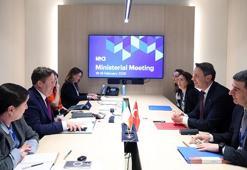 Bakan Bayraktar, İrlanda Enerji Bakanı O’Brien ile görüştü