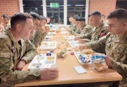 Mehmetçik ilk sahurunu yaptı