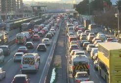 İstanbul'da ilk iftar öncesi trafik yoğunluğu yüzde 85'e ulaştı