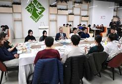 Bakan Kacır, ilk iftarını TÜBİTAK Fen Lisesi öğrencileriyle yaptı