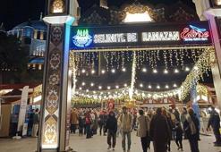 Orucun en son açıldığı Edirne'de, Selimiye gölgesinde 'Ramazan Sokağı' kuruldu