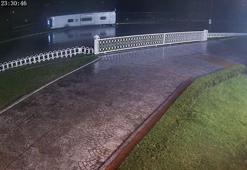 Yolcu otobüsünün yan yattığı kazanın görüntüleri ortaya çıktı