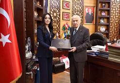 'Eserlerle Devlet Bahçeli' kitabı kamuoyuna sunuldu