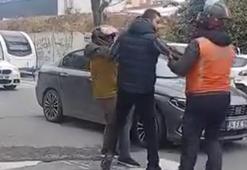 Ümraniye'de yol verme kavgasında silah çekti