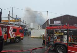 Eyüpsultan'da 3 iş yerinde çıkan yangın söndürüldü