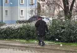 Keşan’da kar yağışı etkili oluyor