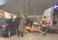 Yaya geçidinde elektrikli bisiklete otomobil çarptı; 1 yaralı