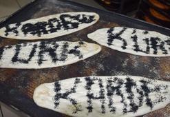 Van'da fırın işletmecisinden ramazan pidesiyle 'kardeşlik' mesajı