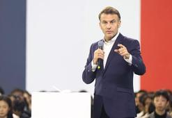 Fransa Cumhurbaşkanı Macron: Rusya, Ukrayna'da üçlü bir başarısızlık yaşıyor