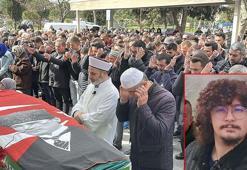 Bulgaristan'da hayatını kaybeden üniversiteli Eray, memleketi Çanakkale'de toprağa verildi