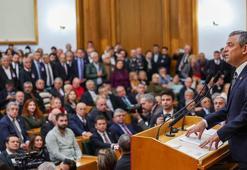 Özgür Özel: Muhalefetin iftar sofrasından korkar olmuşlar