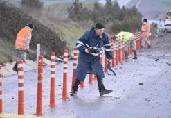 Balıkesir’de kaza kırıma uğrayan F-16 uçağının enkazı kaldırılıyor