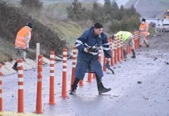 Balıkesir’de kaza kırıma uğrayan F-16 uçağının enkazı kaldırılıyor