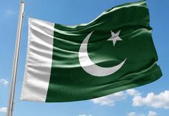 Pakistan'da kontrol noktasına intihar saldırısı: 4 ölü, 3 yaralı