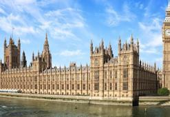 İngiltere'den Rusya'ya geniş çaplı yaptırım paketi