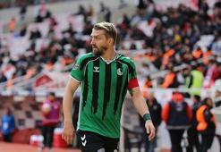 Sakaryaspor, Caner Erkin ile yollarını ayırdı