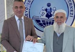 84 yaşında okuma-yazma öğrendi