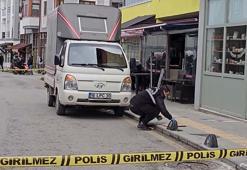 Tartışma sırasında 2 bacağından tabanca ile vuruldu