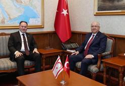 Bakan Güler, KKTC Meclis Başkanı Öztürkler ile görüştü