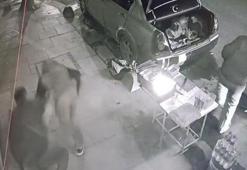Sultangazi'de kaldırımda oturanlara ateş açıp kaçtılar