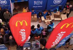 Konteyner kentlerde iftar sofraları kuruluyor