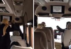 Minibüste kadınların 'sigara içme' kavgası kamerada