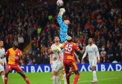 Galatasaray, Alanyaspor’u geçerek ligdeki iç saha yenilmezliğini 31 maça taşıdı