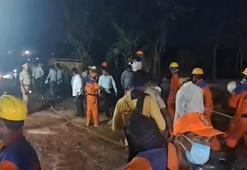 Hindistan'da fabrikada patlama: 21 ölü