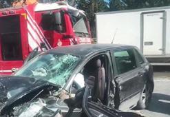 Arnavutköy’de otomobille ticari araç kafa kafaya çarpıştı: 1 ölü 2 yaralı