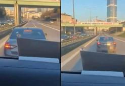 Şile Otoyolu’nda yol verme tartışması; şoföre küfür etti minibüse tekme attı