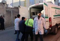 Evinde karbonmonoksit gazından zehirlenip öldü