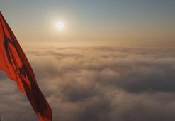 İstanbul'da etkili olan sis havadan görüntülendi