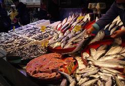 Ramazanda balık tezgahlarında hamsi ve istavrit bereketi